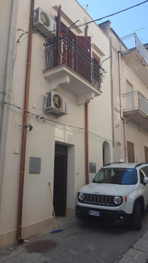 Casa Vacanza Raggio Di Sole กัสเตลลัมมาเร เดล โกลโฟ ภายนอก รูปภาพ