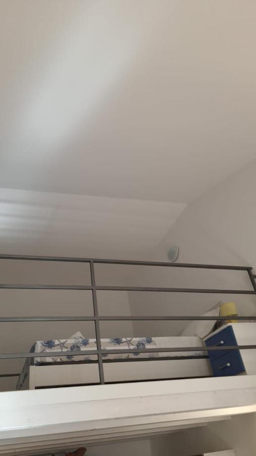 Casa Vacanza Raggio Di Sole กัสเตลลัมมาเร เดล โกลโฟ ภายนอก รูปภาพ