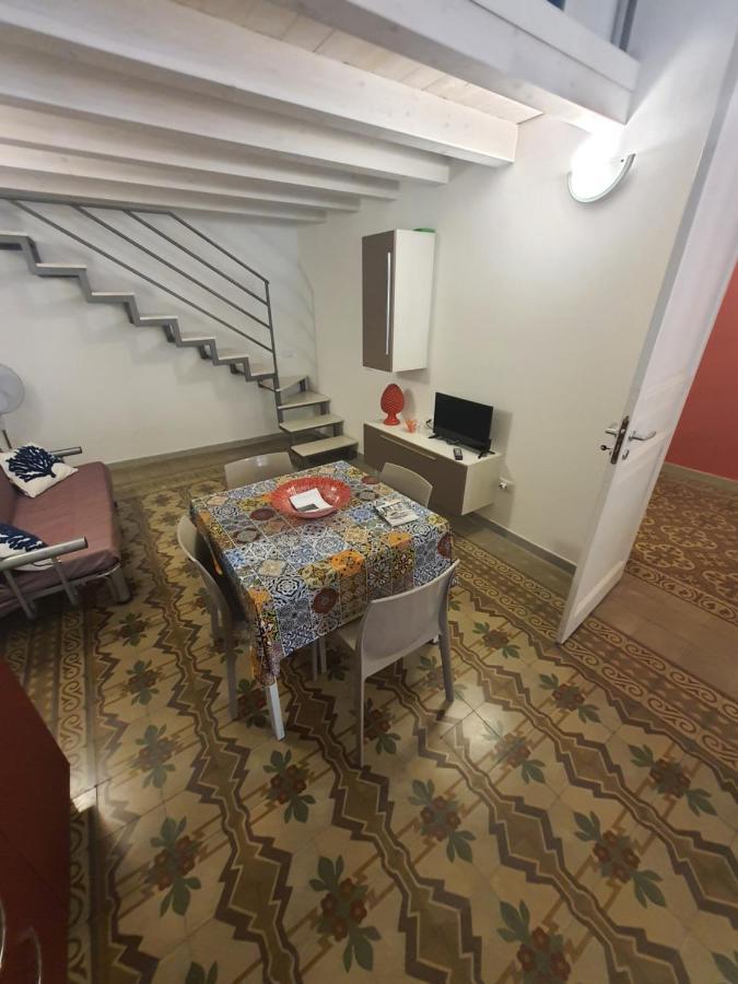 Casa Vacanza Raggio Di Sole กัสเตลลัมมาเร เดล โกลโฟ ภายนอก รูปภาพ