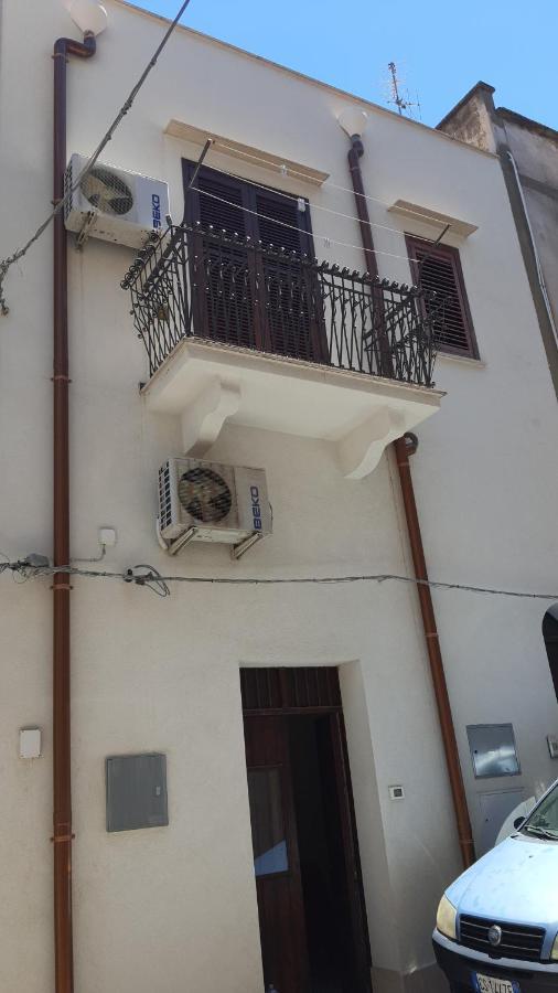 Casa Vacanza Raggio Di Sole กัสเตลลัมมาเร เดล โกลโฟ ภายนอก รูปภาพ